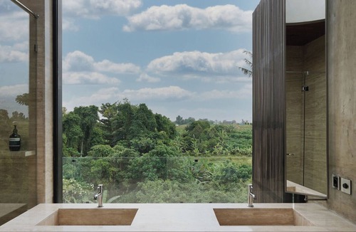 Buduk Villa | Ultra Luxury Space Themed Rocket Villa