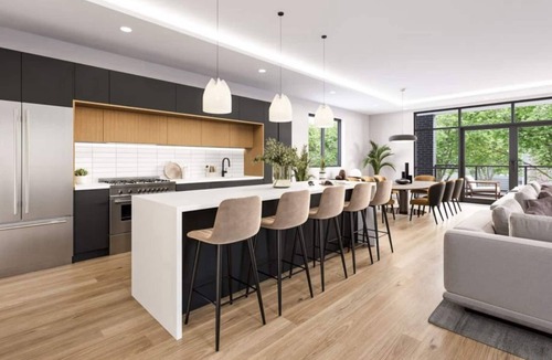 Uptown Apartment | Ultra-modern 4BR/2.5BA Uptown/Edgewater duplex, featuring a rooftop deck with fire pit and easy access to the lake, dining, shopping, and Chicago’s cultural highlights.