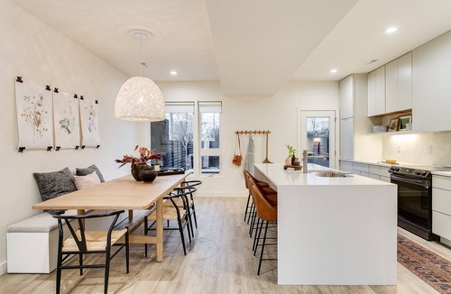 Phoenix Hill House | Ultra Modern in NuLu, Hot Tub, Fire Pit, King Bed