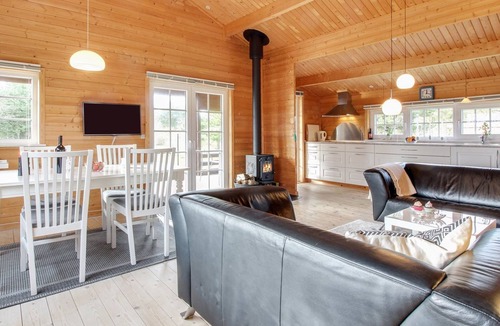 Skjern House | "Ulvi" - 300m to the fjord by Interhome