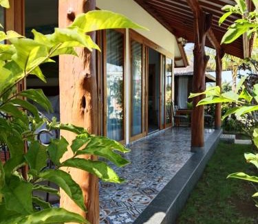Medewi House | Uma Desa - Surf And Stay Medewi