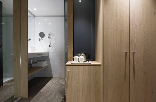 La Ribera Hotel | Uma House by Yurbban Trafalgar