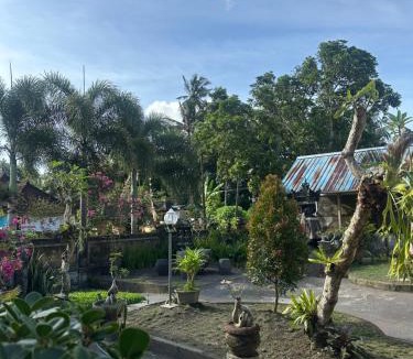 Melayang House | Umah Aget