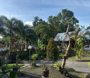 Melayang House | Umah Aget