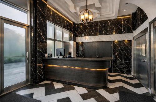 Borough Park Hotel | Umbrella Hotel Brooklyn