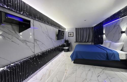 Borough Park Hotel | Umbrella Hotel Brooklyn