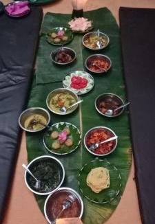 Bukit Lawang Hotel | Umiyuki jungle tour only treking with us