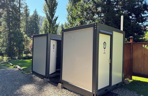 Idleyld Park Cabin | Umpqua National Forest Glamping Tent XL Mountaineer - Near Crater Lake & Umpqua Hot Springs