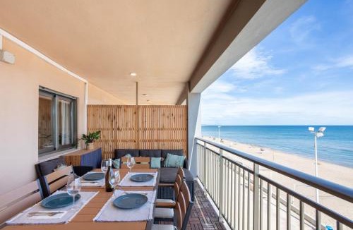 Plaza De La Costera Apartment | Un balcón al mar