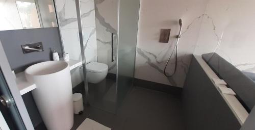 Le Trayas Apartment | Un balcon sur la mer