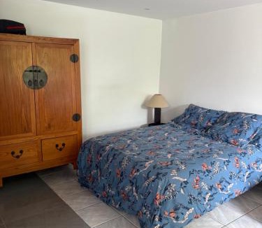 Noisy-le-Grand Apartment | Un havre de paix aux portes de Paris & Disneyland