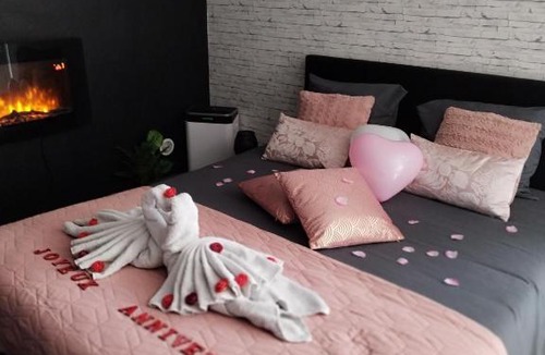 Bruay-sur-l'Escaut Bed & Breakfast | Un moment pour nous EI