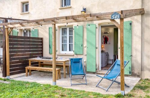 Gallargues-le-Montueux House | Un Petit Coin De Paradis De 35 M²