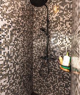 Lauzun Bed & Breakfast | Un Petit Château