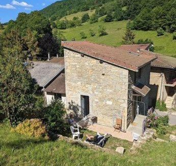 L'Abergement-de-Varey House | UN PETIT COIN DE CAMPAGNE