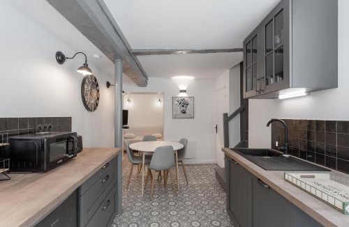 Beauvais Apartment | Un petit coin de Moyen Âge
