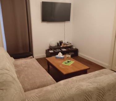 Javaugues Apartment | Un petit nid à la campagne