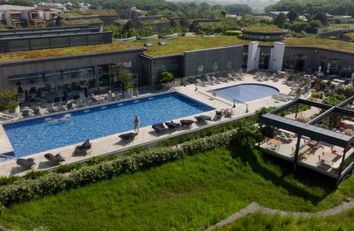 Carbis Bay House | Una, Lodge 70