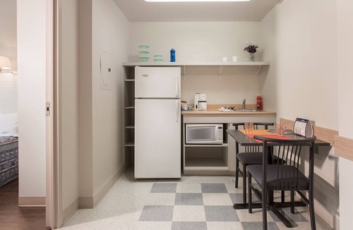 Saint John Hotel | UNB Saint John Summer Hotel