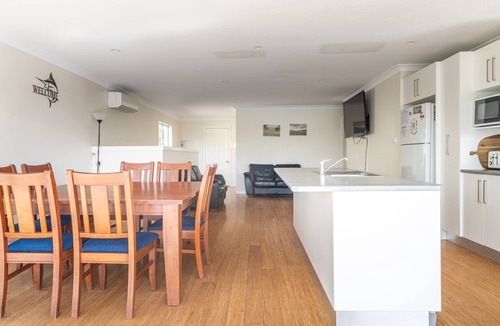 Sussex Inlet House | Unbeatable Waterfront Location