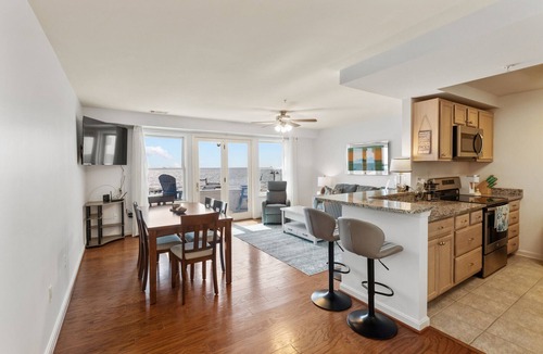 North Beach Condo | Unbelievable beach views for 6
