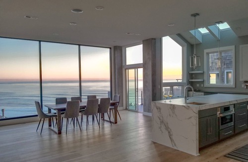 Oceanside House | Unbelievable, unobstructed ocean views, sleeps 10!