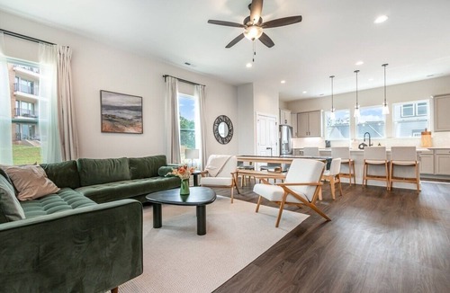 Charlotte House | UNCC 4BR | Pet-Friendly Stay