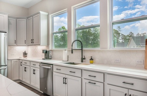 Charlotte House | UNCC 4BR | Pet-Friendly Stay