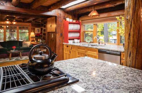 Lake Luzerne Cabin | Uncle Joe's Cabin, Lakefront