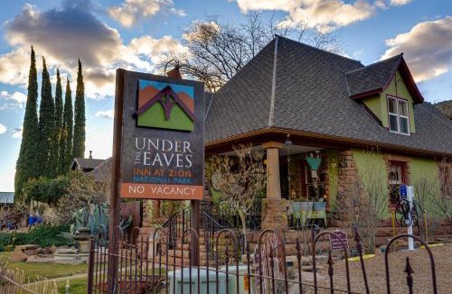 Zion National Park South Entrance Bed & Breakfast | Under the Eaves Inn at Zion National Park