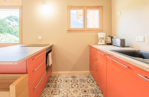 Le Chatelard House | UNDER THE ROSSANAZ - LE CHATELARD