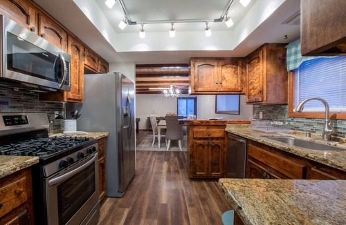 Big Bear City Cabin | Under the Stars, 1 Night Free!