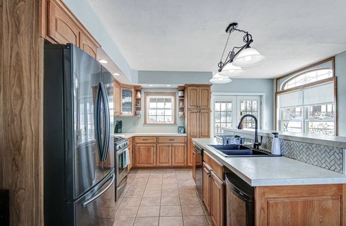 Etna House | Under The Stars Near Cornell & Cortland: Hot Tub, Pickleball & Fire Pit