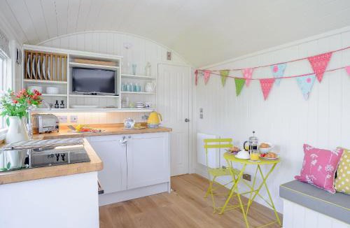 Wistow House | Under Willows - Uk12608