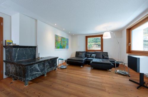 Andermatt House | UnderDach Holiday House