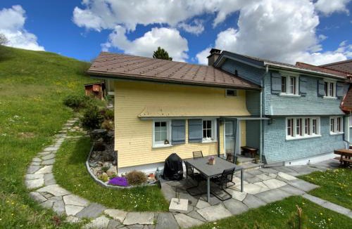 Ennetbuhl Apartment | Undereggli