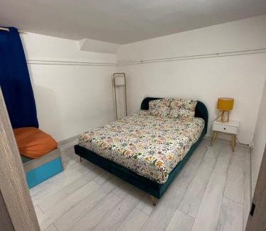 Saint-Sebastien-sur-Loire Apartment | Underground appart