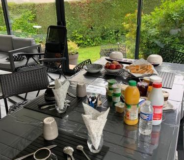 Rilhac-Rancon House | UNE AGREABLE CHAMBRE INDEPENDANTE