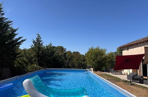 Sainte-Livrade-sur-Lot House | Une Belle Histoire