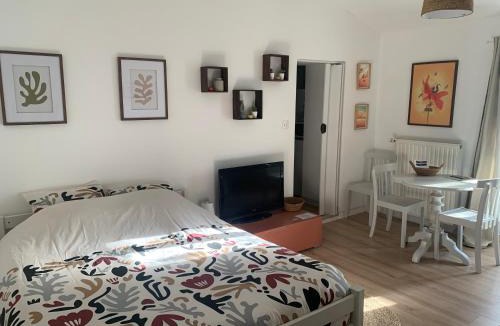 Vouhe Apartment | Une chambre indépendante au calme en Gâtine Deux-Sévrienne