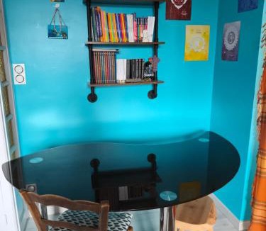 La Vabre House | Une chambre paisible