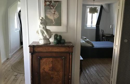 Beaune-la-Rolande House | une maison à la campagne