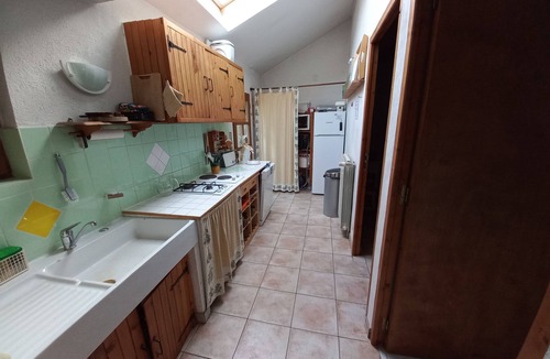 Saint-Pierre-Saint-Jean Villa | Une Oasis Ardéchoise, Isolée, sur 32 Ares Arborés, 2 Logements, Piscine Privée