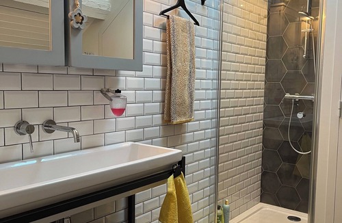 Montbrison Bed & Breakfast | Une Odeur de Tilleul