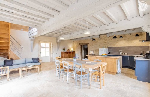 Ozenay House | Une Pause à Outry - Ozenay