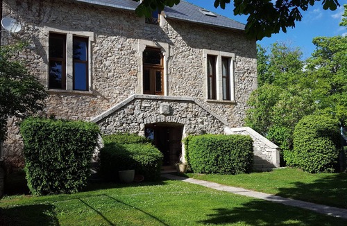 La Cresse House | Une Piscine Chauffée et Couverte Un SPA 6 Places