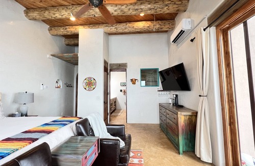 Youngsville Bed & Breakfast | Unforgettable Abiquiu Views. Luxurious Stays. Daily Gourmet Breakfast.