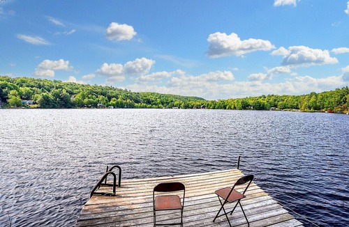 Saint-Benoit-Labre Ski Chalet | Unforgettable Extended Stays In Beauce At The Lake
