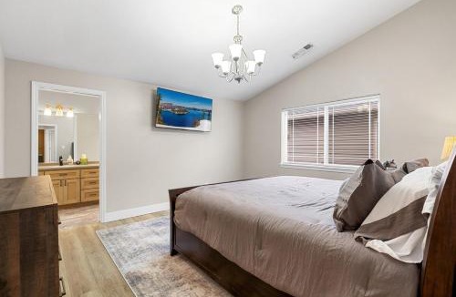 Medford House | unforgettable stay at Edgewater Drive