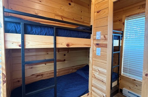 Hartwell Cabin | Unhitched Lake Hartwell